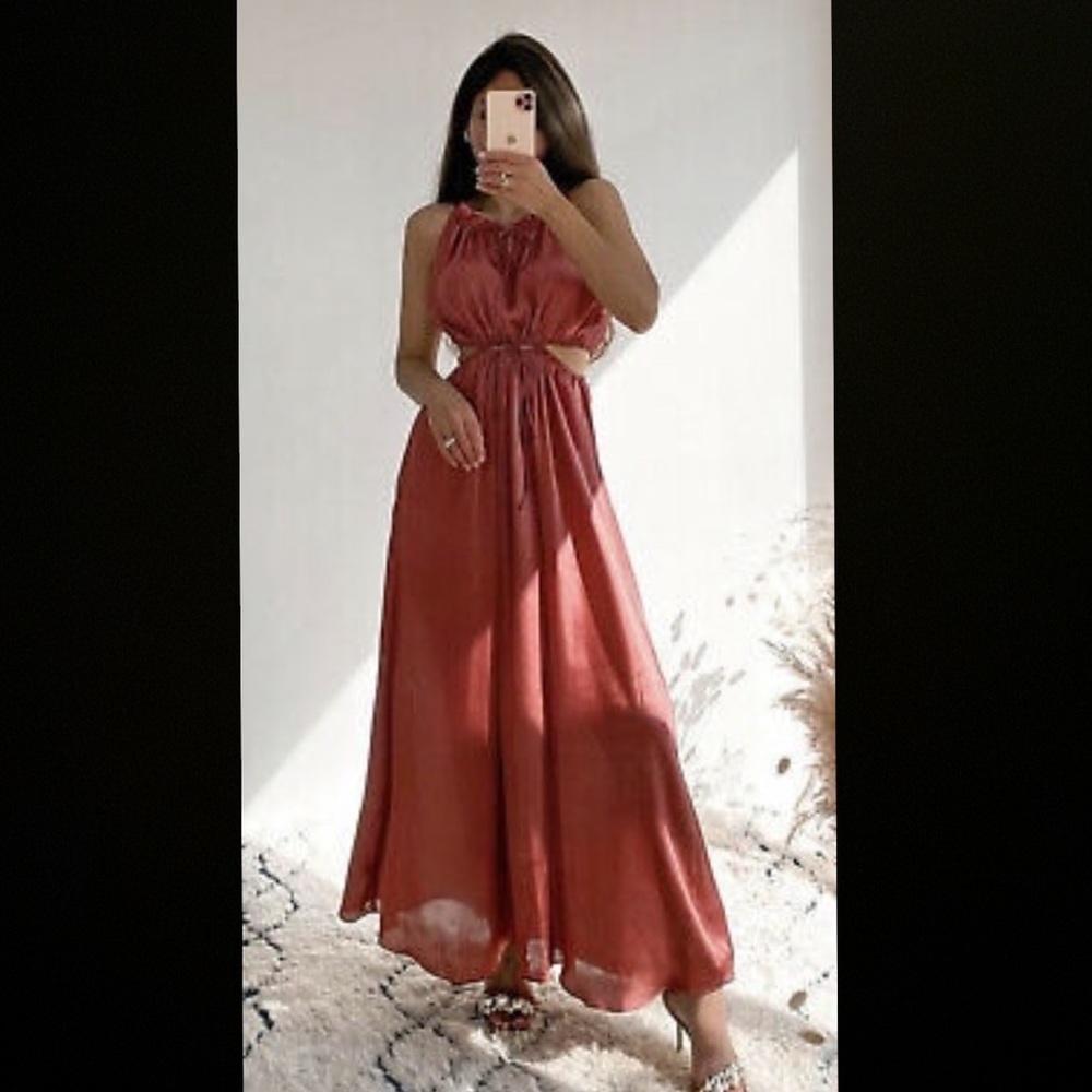 ✨Zara✨ NWT Satin Dress